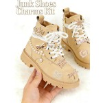 RQAYE 80pcs Junk Socks Charms Kit, Gold Brooches and Pins for Women,Pearl and Rhinestone Shoe Charms with Safety Pins for Hat Clothes Bags