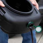 Scepter AM07029 7.3 Quart Oil Drain Pan with Lid, Filter Drain Screen, and Pour Spout for Automotive Fluids Including Engine Oil, Anti-Freeze, Transmission Fluid and More, 12" x 12-3/4" x 5.6" Scepter AM07029 7.3 Quart Oil Drain Pan with Lid, Filter Drain Screen, and Pour Spout for Automotive Fluids Including Engine Oil, Anti-Freeze, Transmission Fluid and More, 12" x 12-3/4" x 5.6"